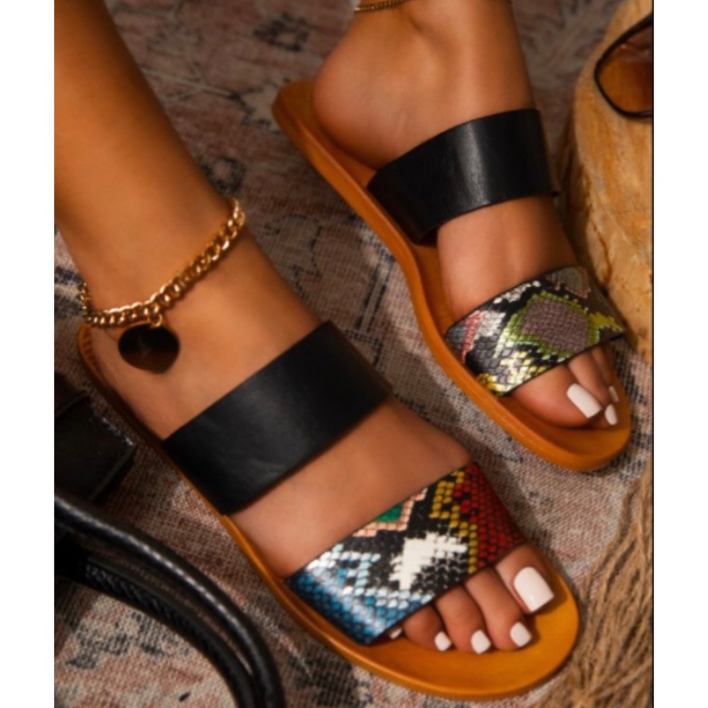 Snake Print Double Band Strappy Flat Sandals - Picture 2 of 7
